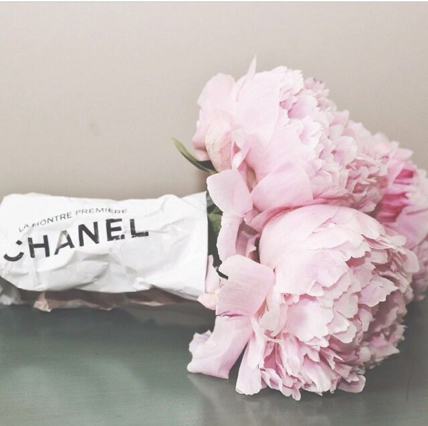 chanel paper for flowers bouquets