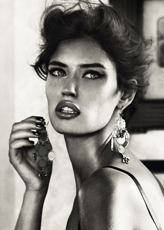 Bianca-Balti-Dolce-Gabbana-Jewelry-DesignSceneNet-06a