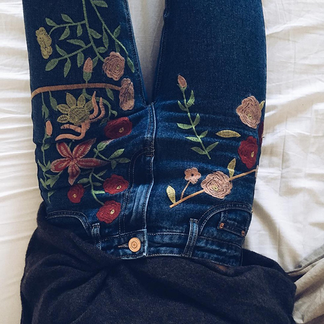 Embroidery jeans 2016: here is why we all like this trend